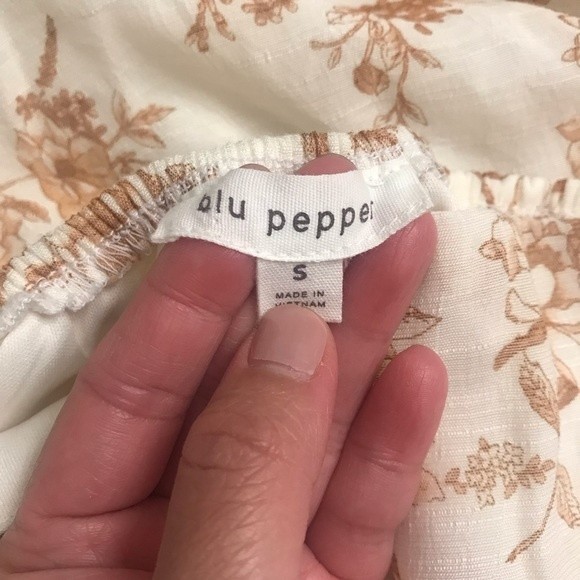 Blu Pepper Cream and Brown Floral Square Neck Puff Sleeve Mini Dress-Size Small - Picture 6 of 9